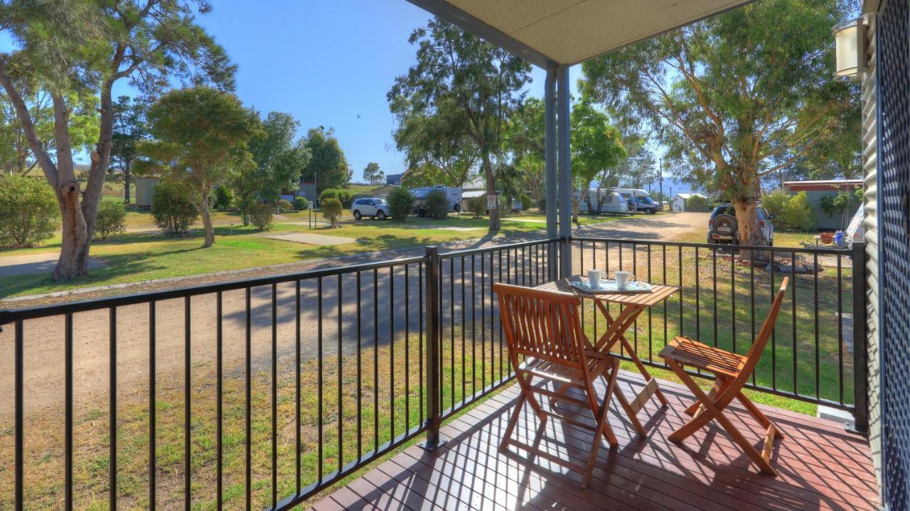 Killarney View Cabins And Caravan Park Екстер'єр фото