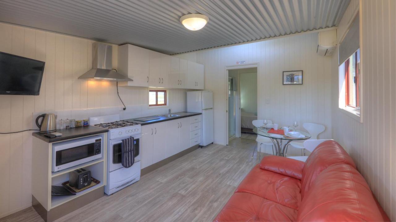 Killarney View Cabins And Caravan Park Екстер'єр фото