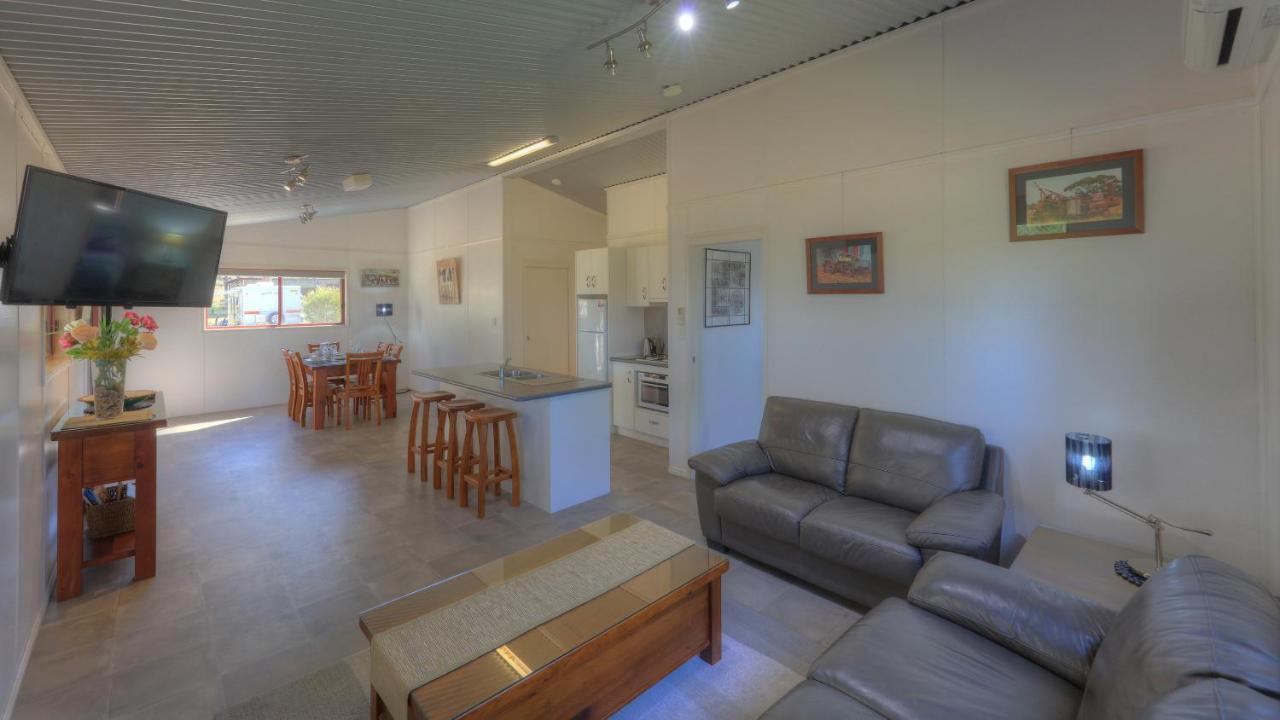 Killarney View Cabins And Caravan Park Екстер'єр фото